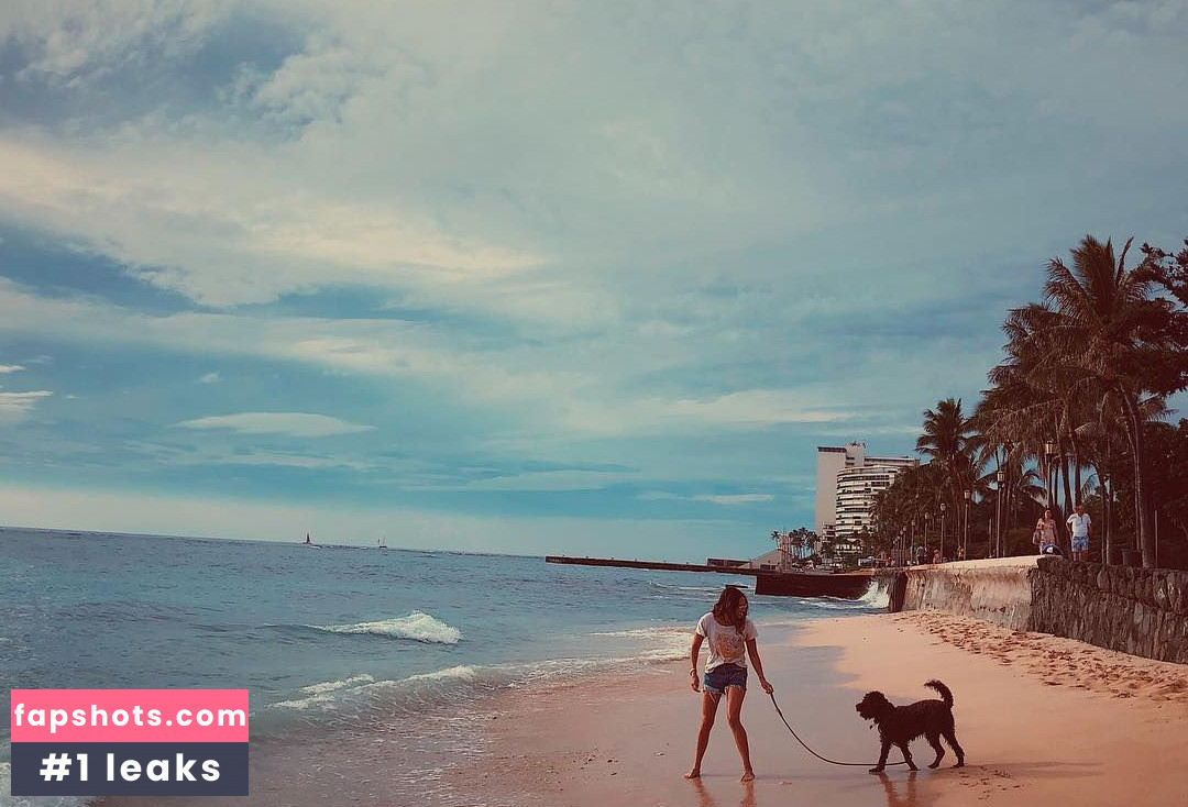 Meaghan Rath gallery photo #112