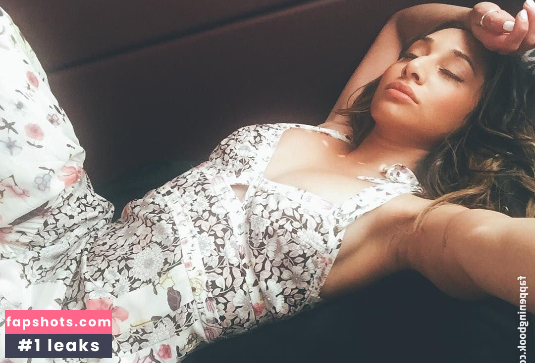 Meaghan Rath gallery photo #121