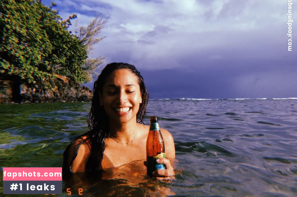 Meaghan Rath gallery photo #125