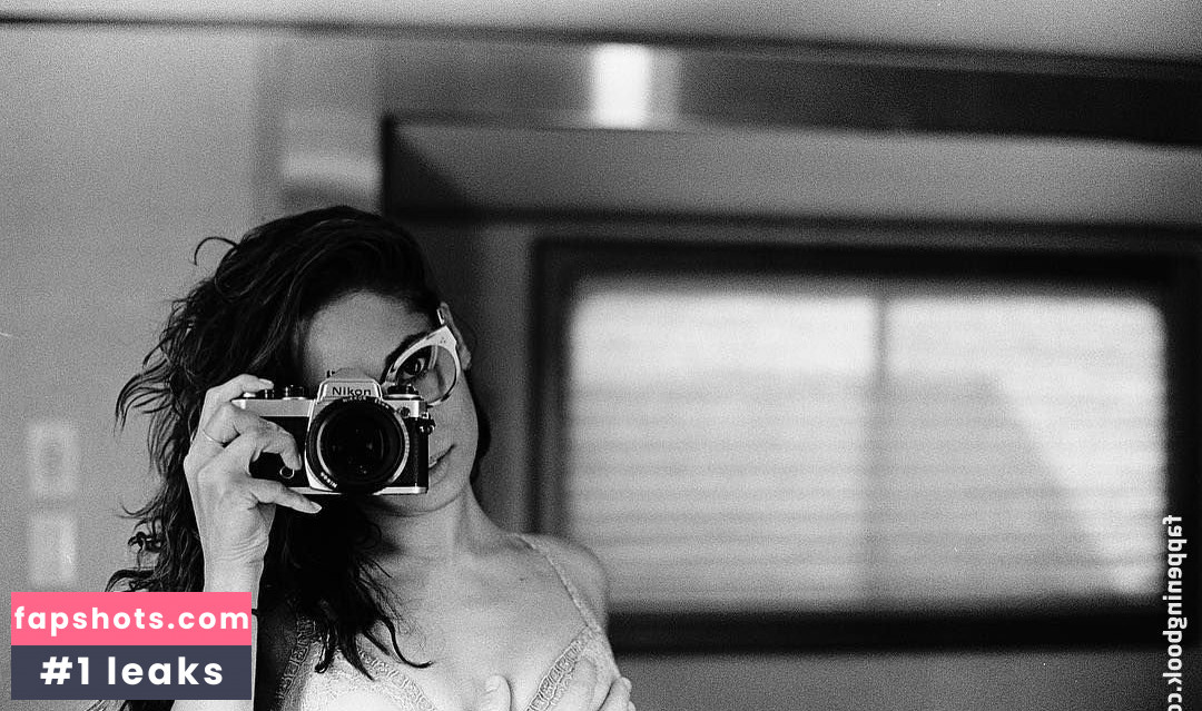 Meaghan Rath gallery photo #134