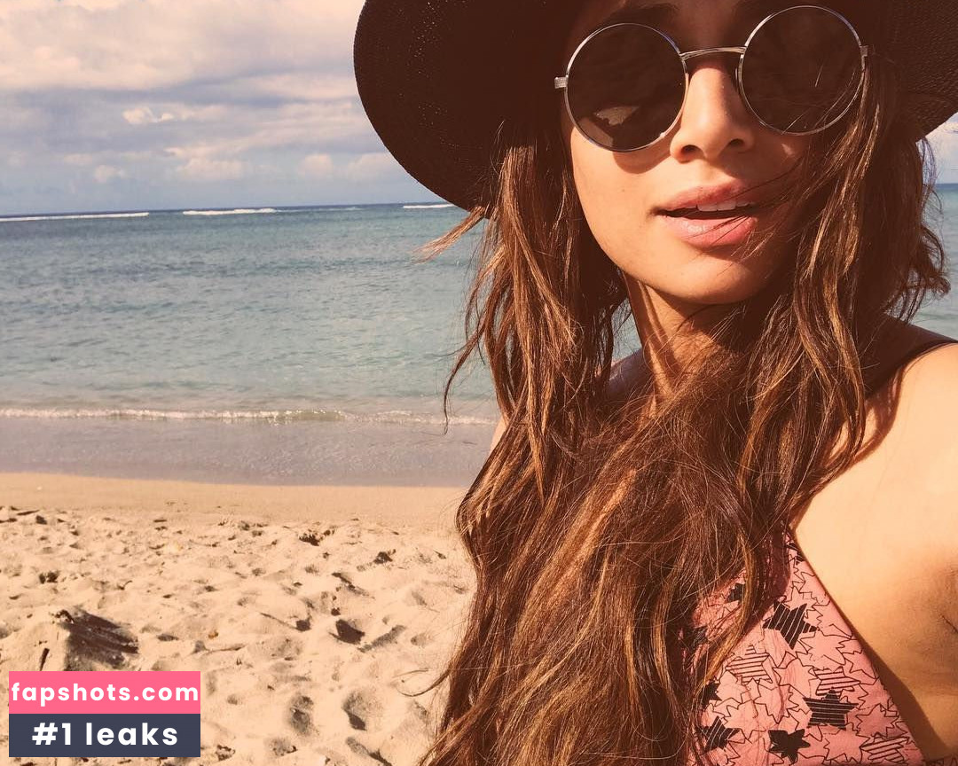 Meaghan Rath gallery photo #151