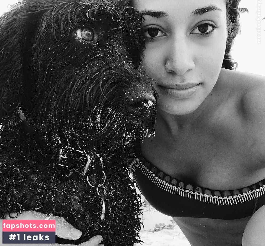 Meaghan Rath gallery photo #159
