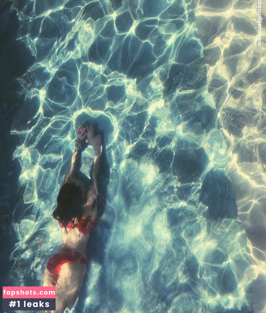 Meaghan Rath gallery photo #160