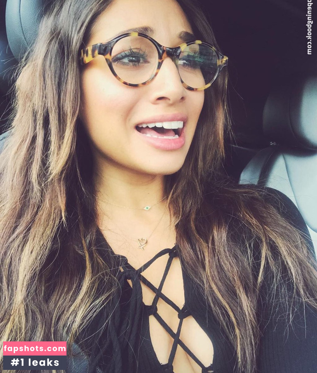 Meaghan Rath gallery photo #165
