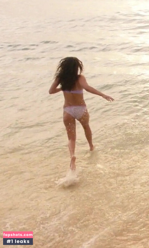 Meaghan Rath gallery photo #34