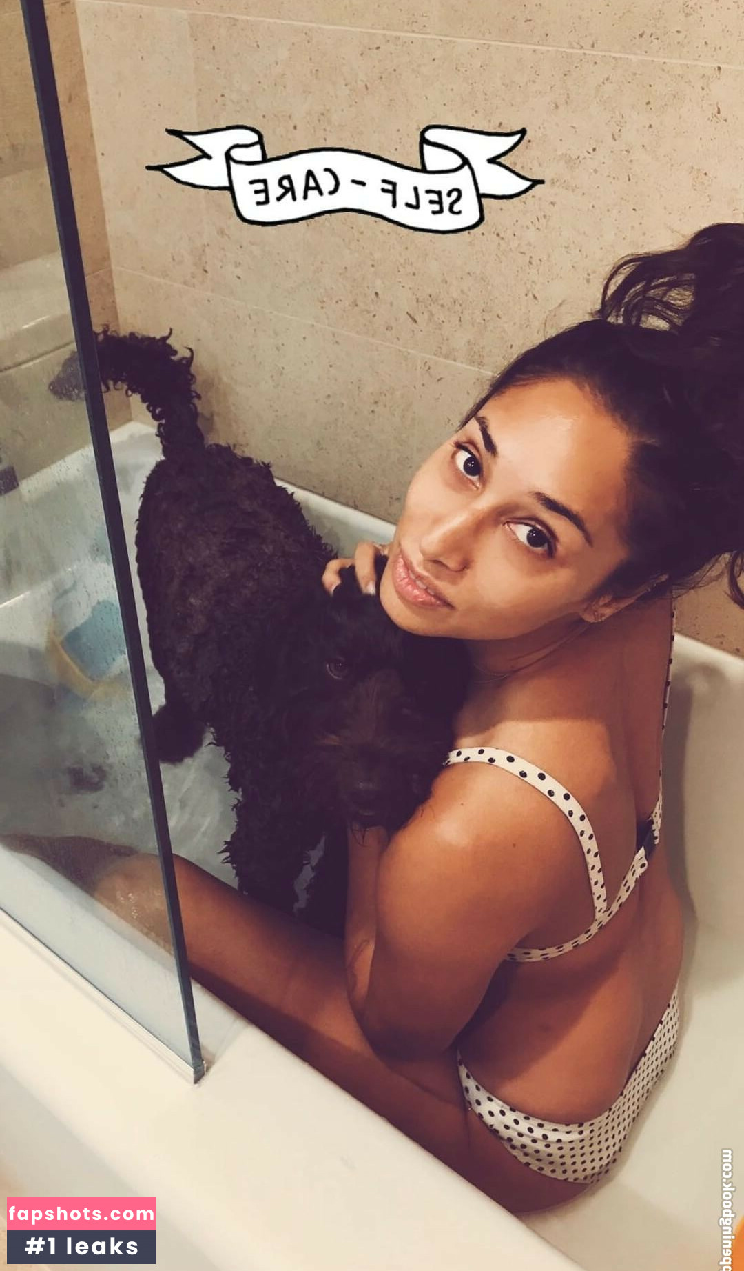 Meaghan Rath gallery photo #7