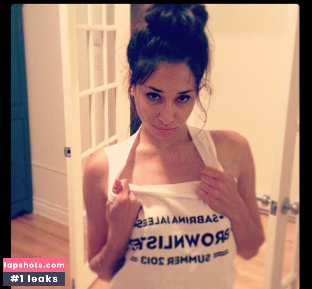 Meaghan Rath gallery photo #9