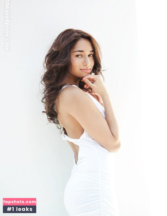 Meaghan Rath gallery photo #95