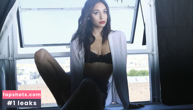 Meaghan Rath gallery photo #99
