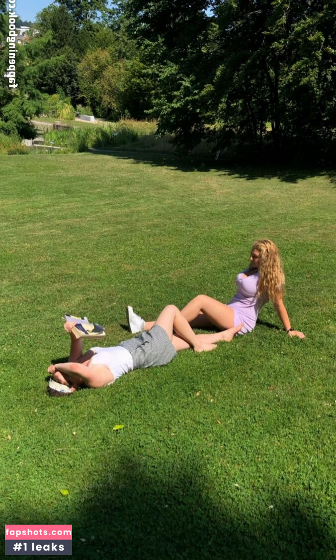 meakelena gallery photo #22