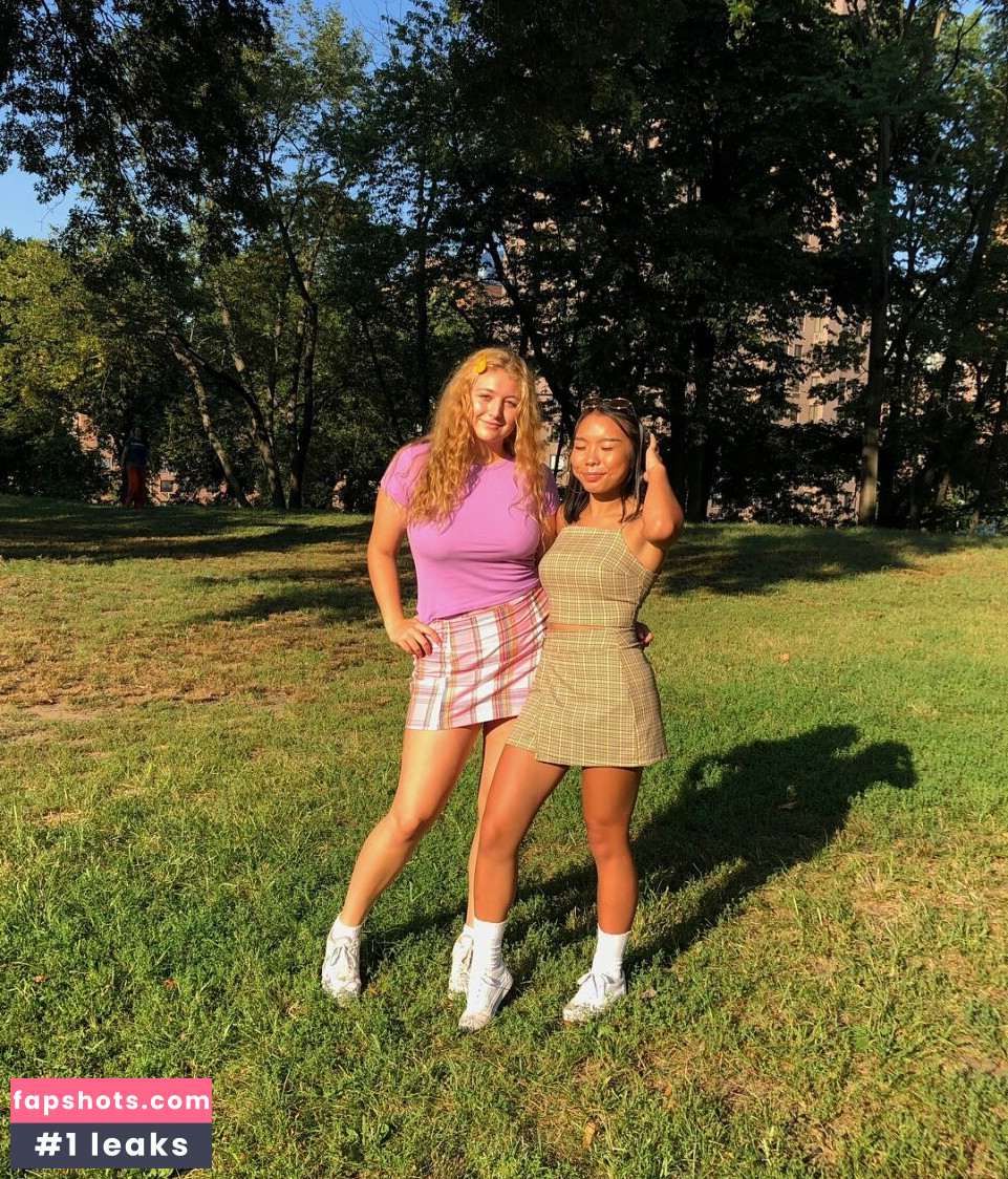 meakelena gallery photo #6