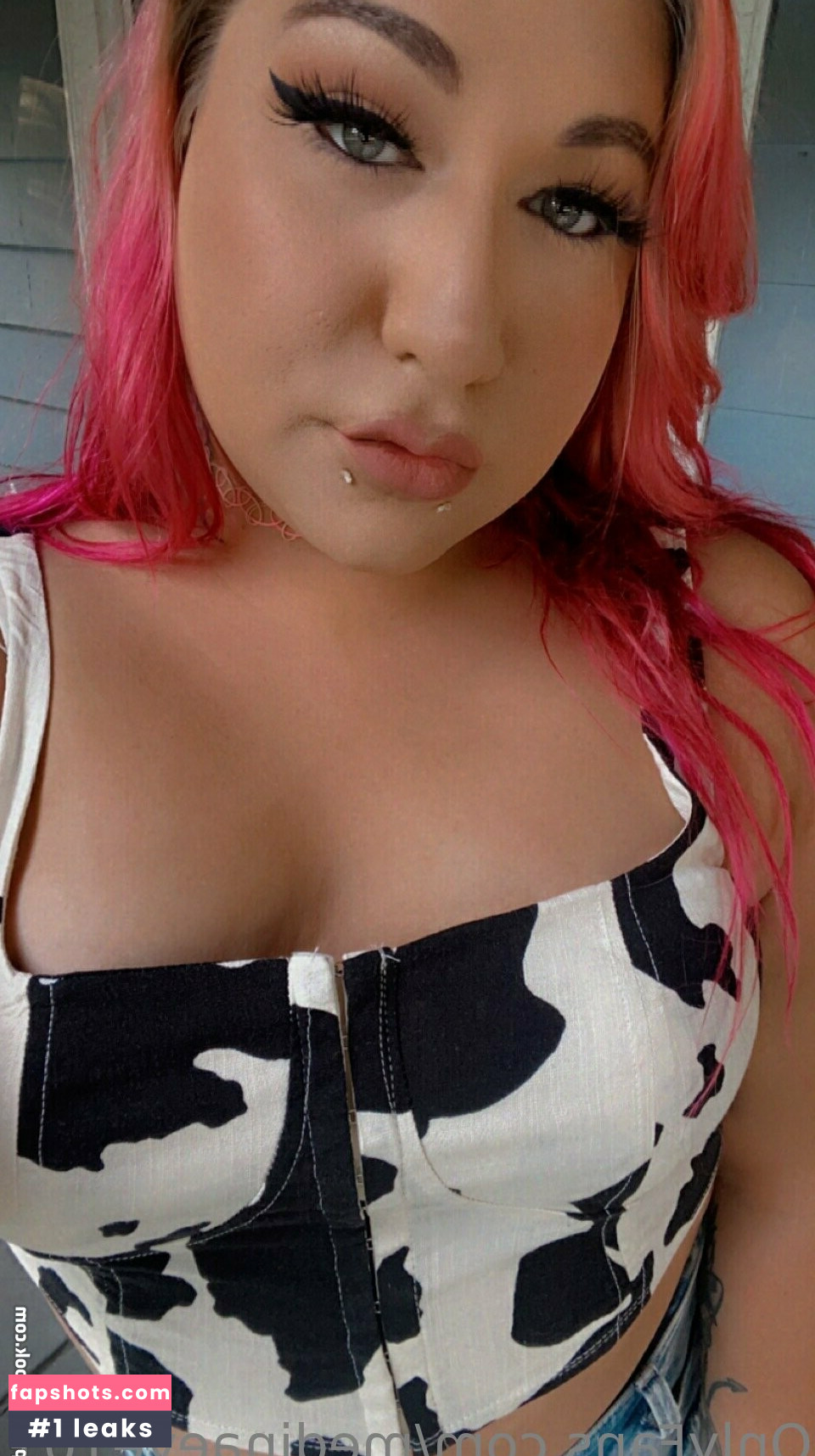 medinaeve101 gallery photo #3