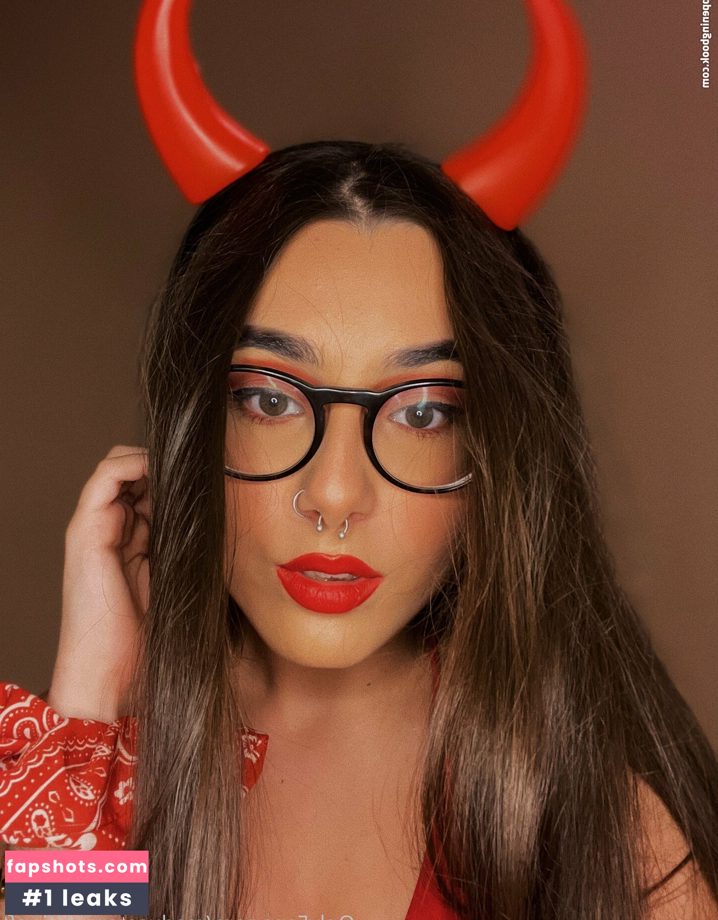 medusatemptationft gallery photo #47