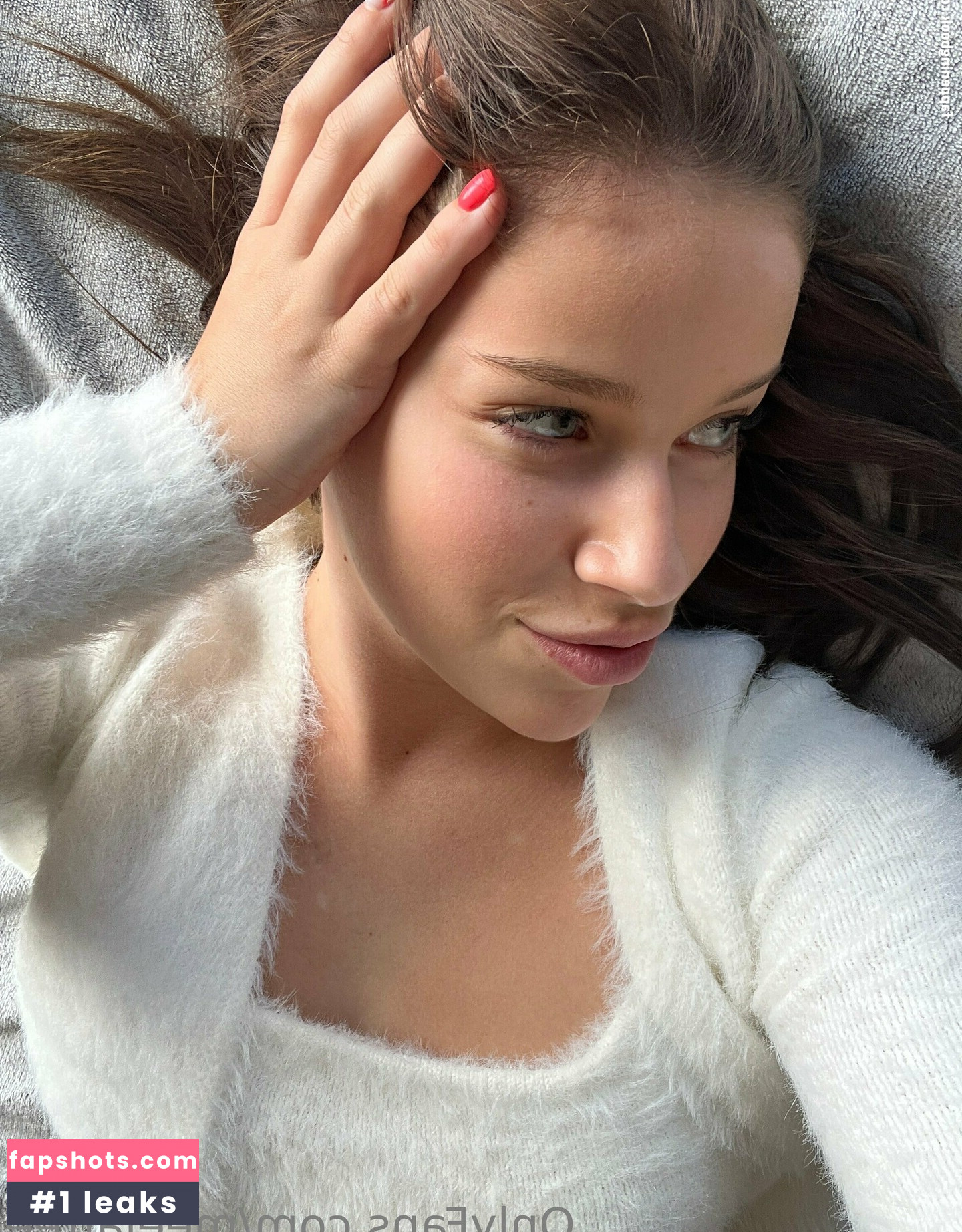 meelafree gallery photo #37