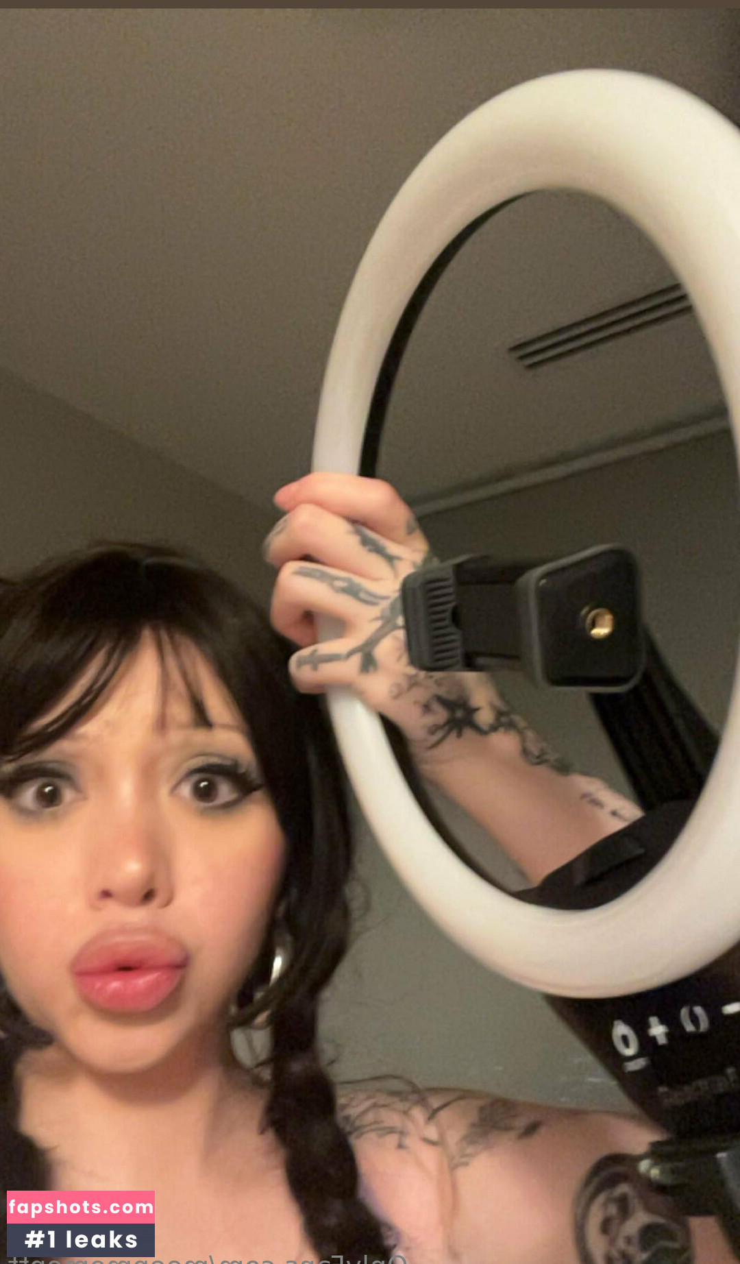 Meepmomentt gallery photo #3