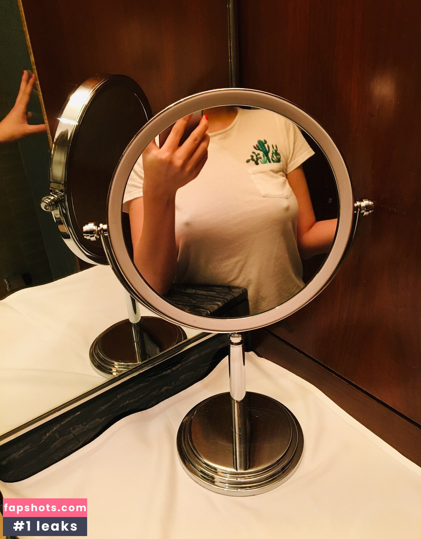 MeetFrankieMae nude babe gallery