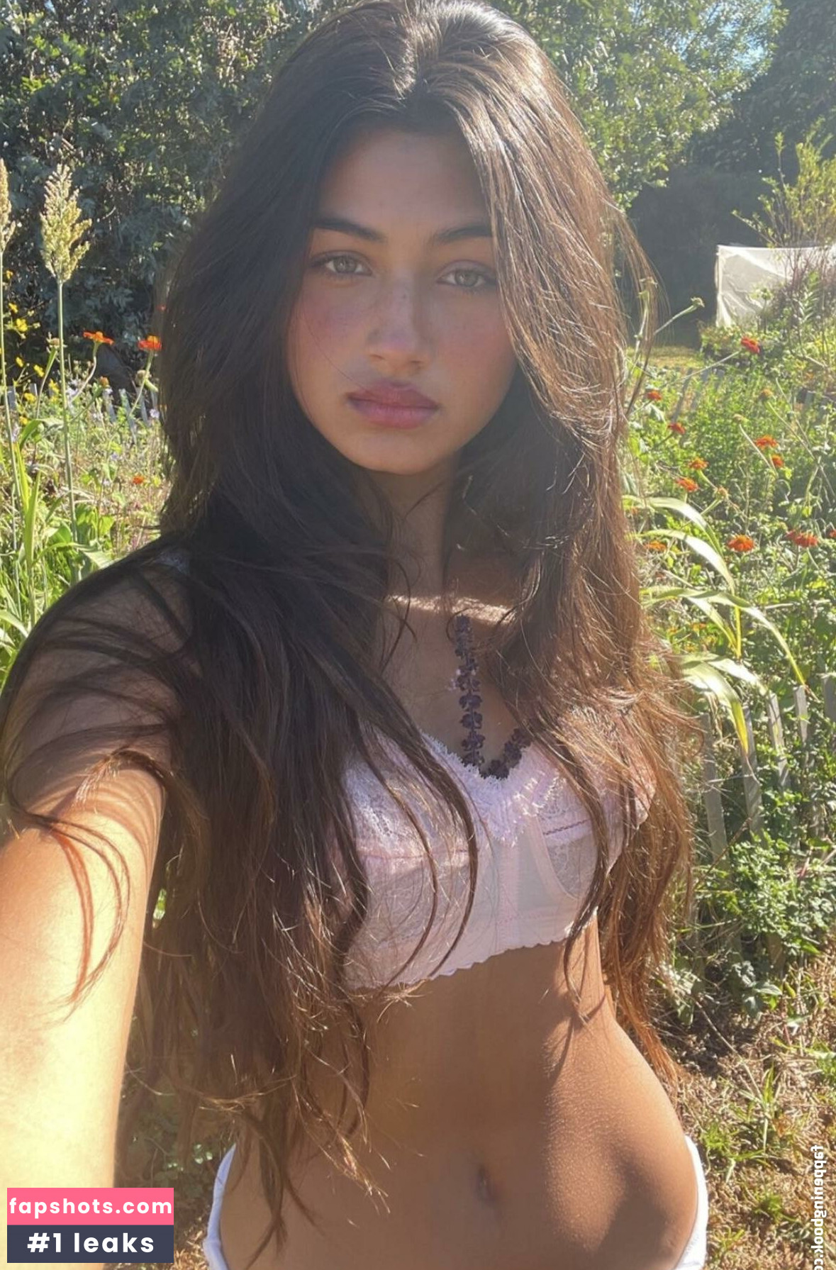 Meeya Dugied gallery photo #41