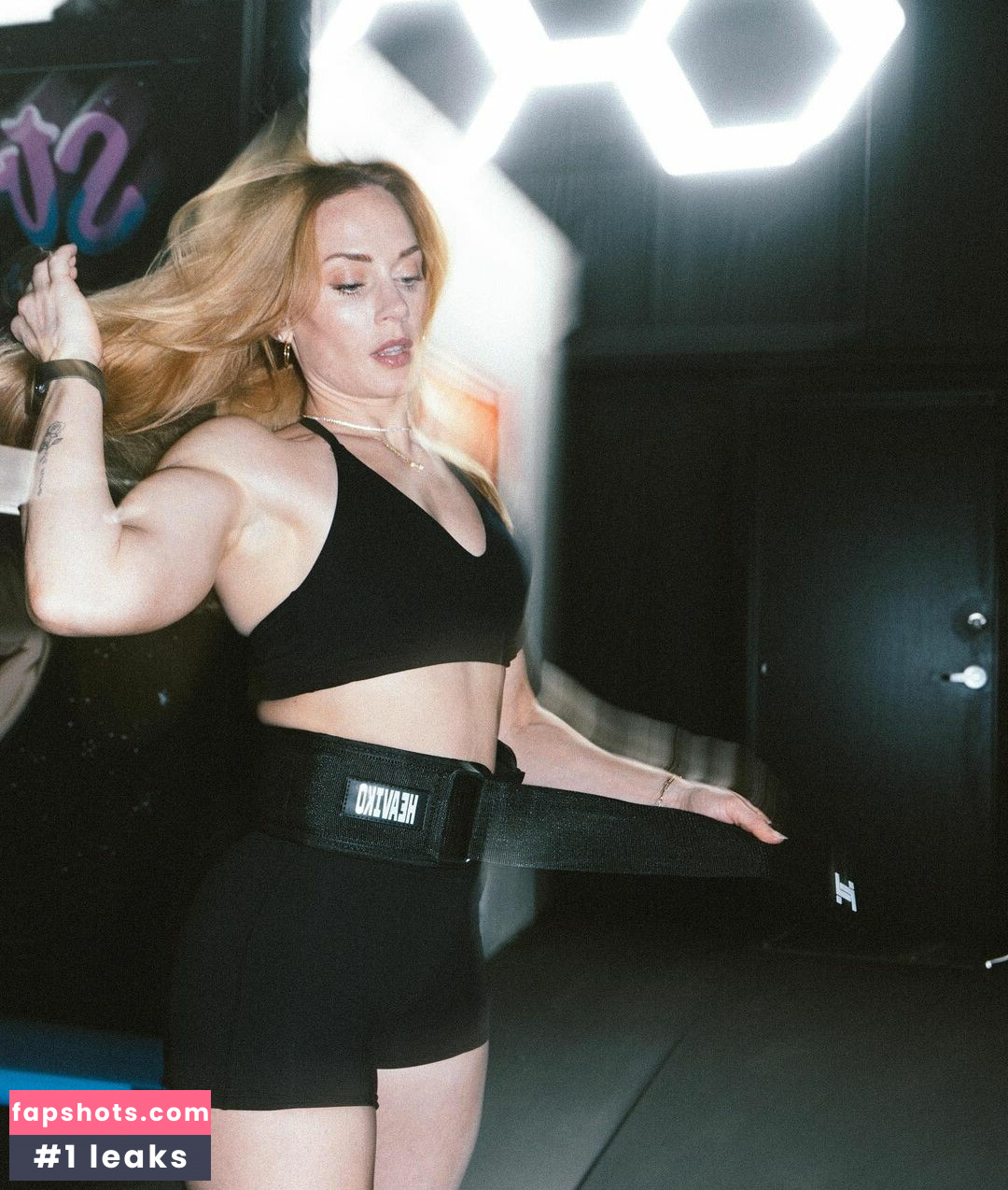 Meg Gallagher gallery photo #40