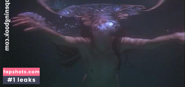 Meg Tilly gallery photo #19