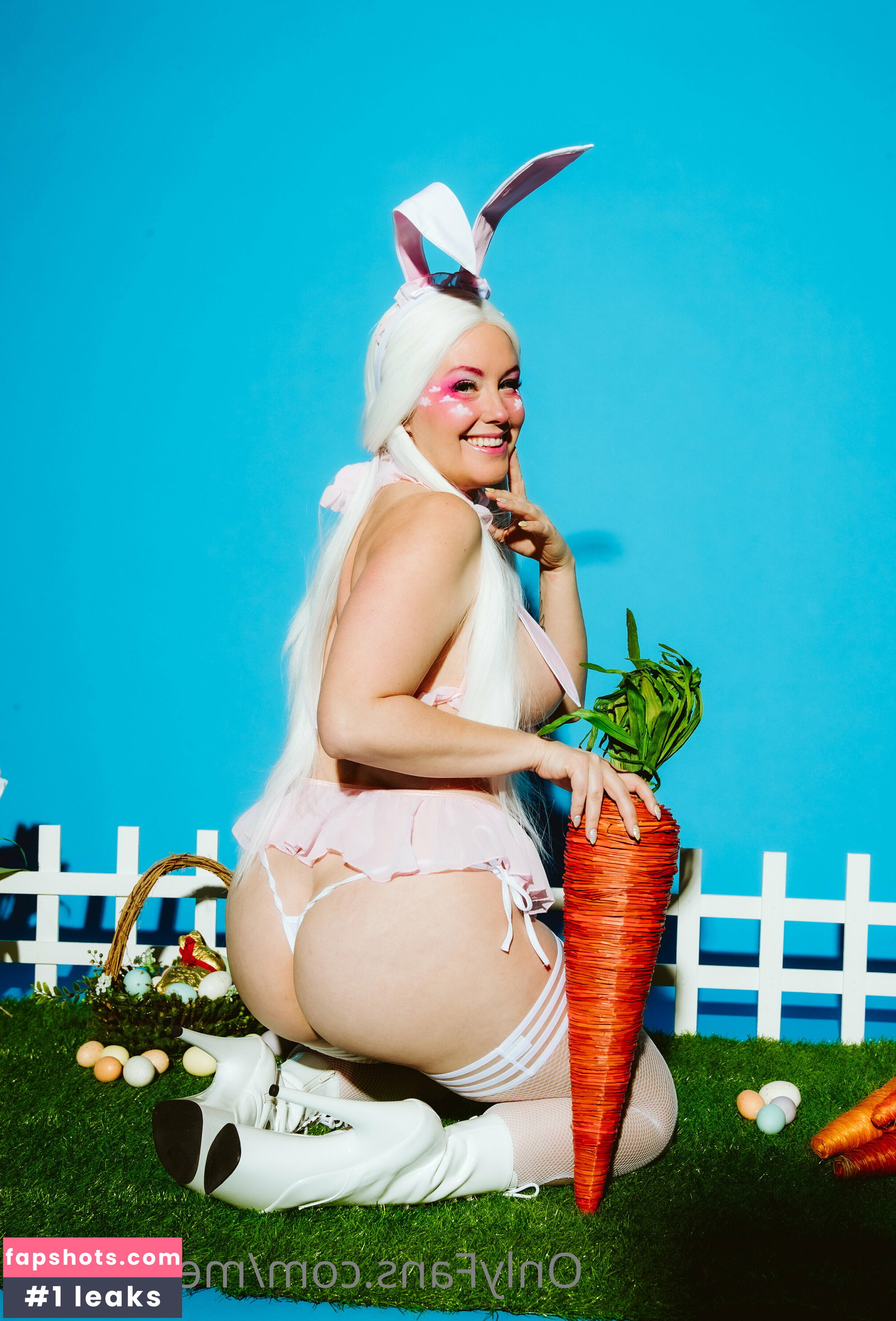 Meg Turney gallery photo #679