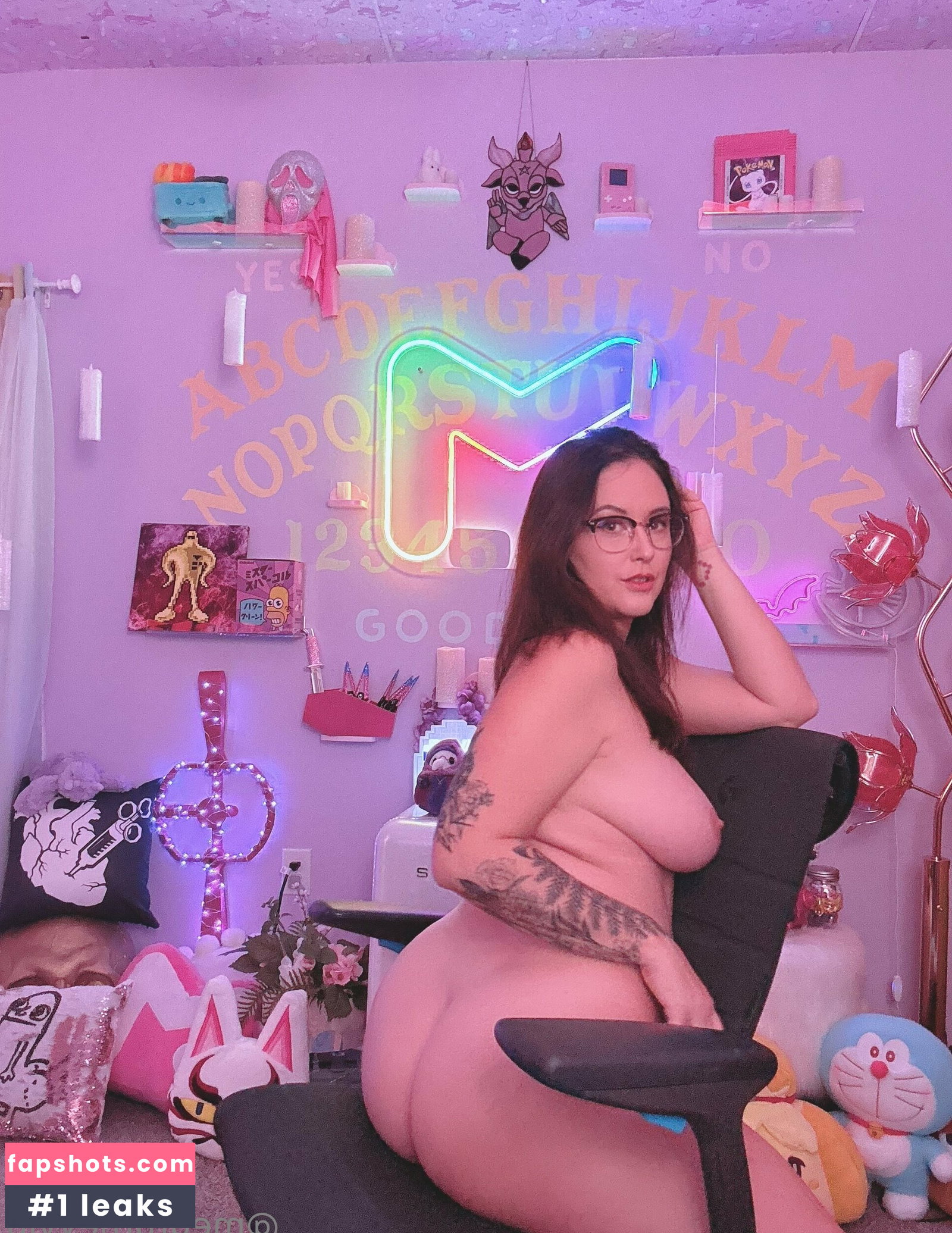 Meg Turney gallery photo #848