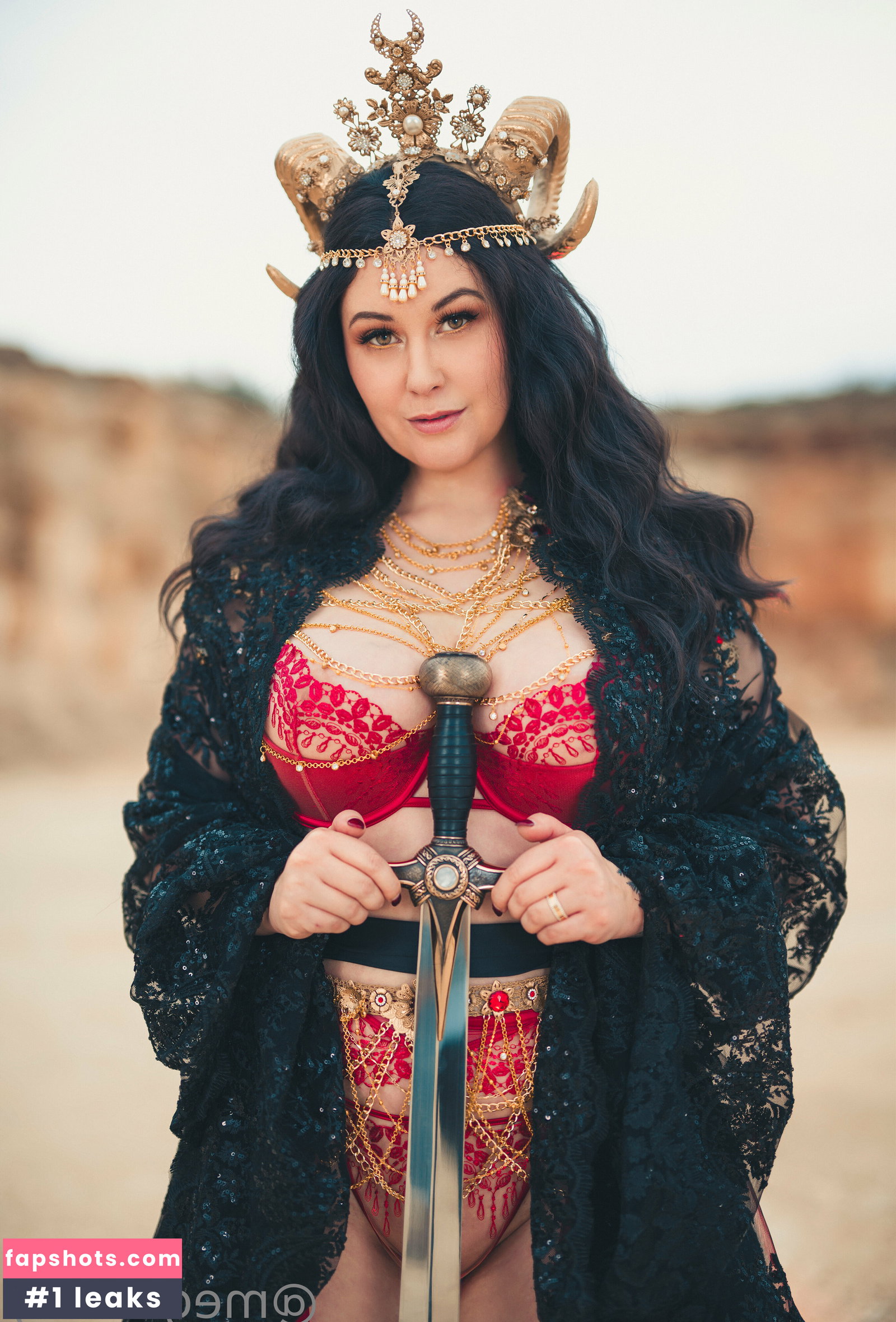 Meg Turney gallery photo #52