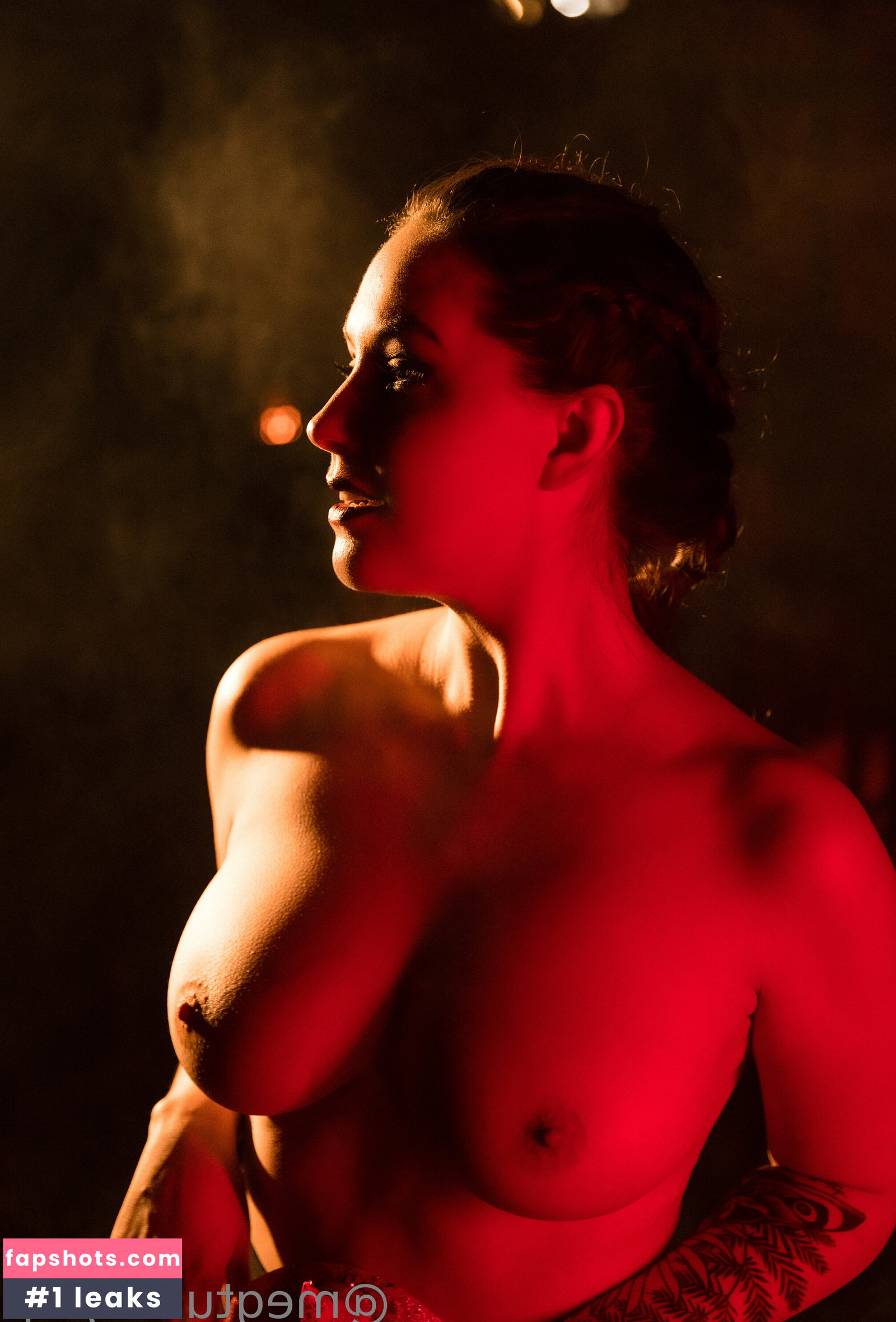 Meg Turney gallery photo #709