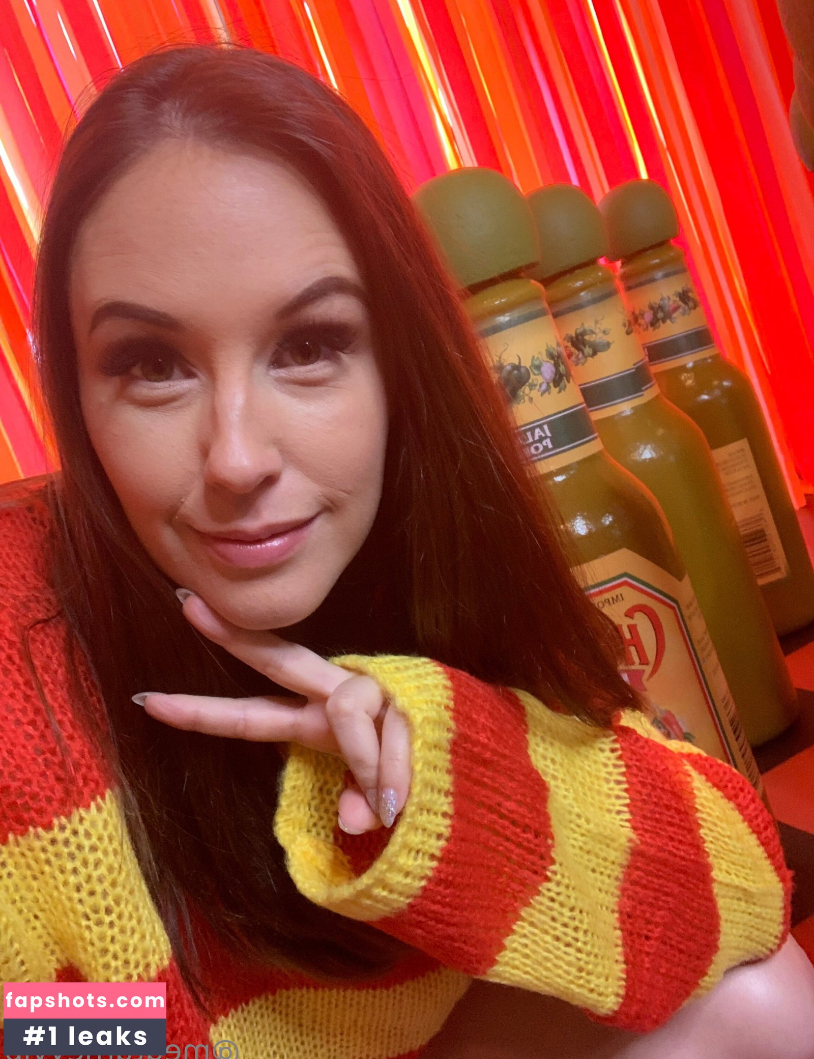 Meg Turney gallery photo #733
