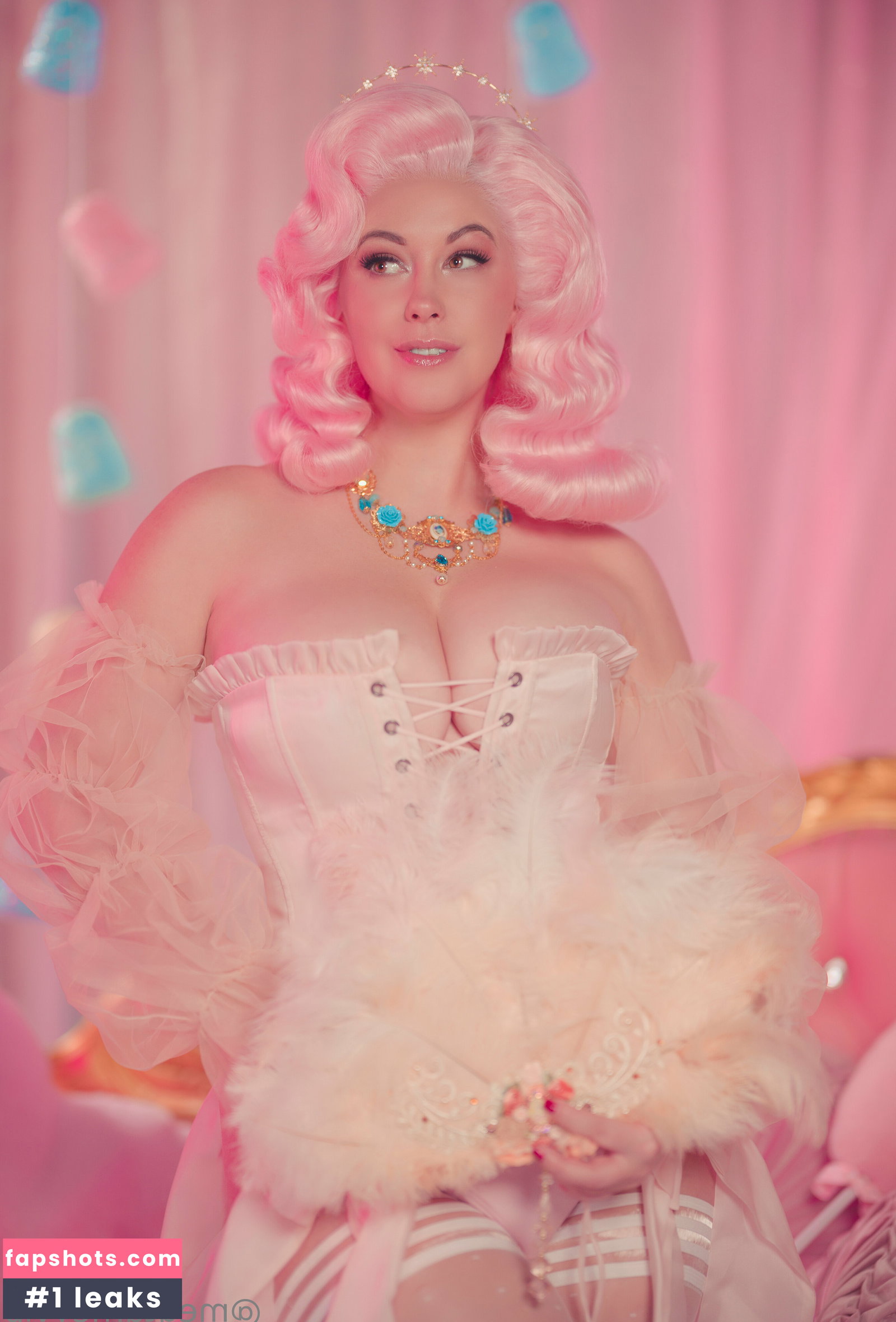 Meg Turney gallery photo #371