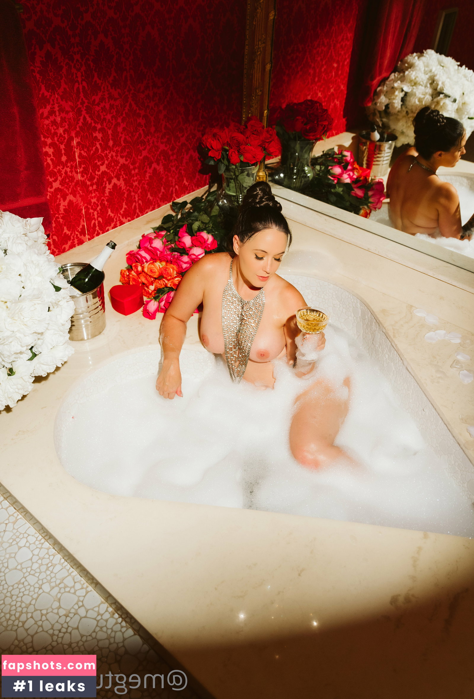 Meg Turney gallery photo #988