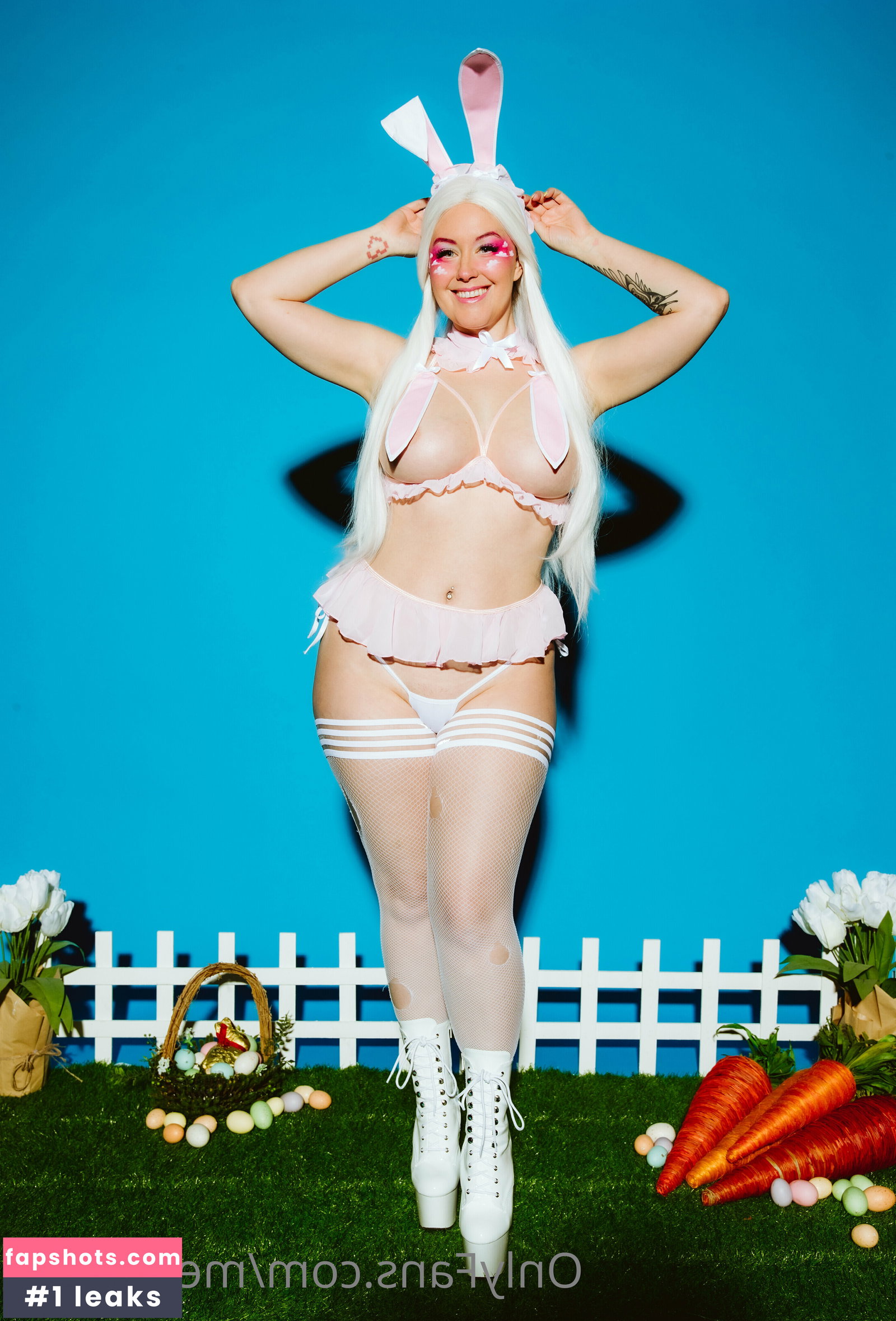 Meg Turney gallery photo #135