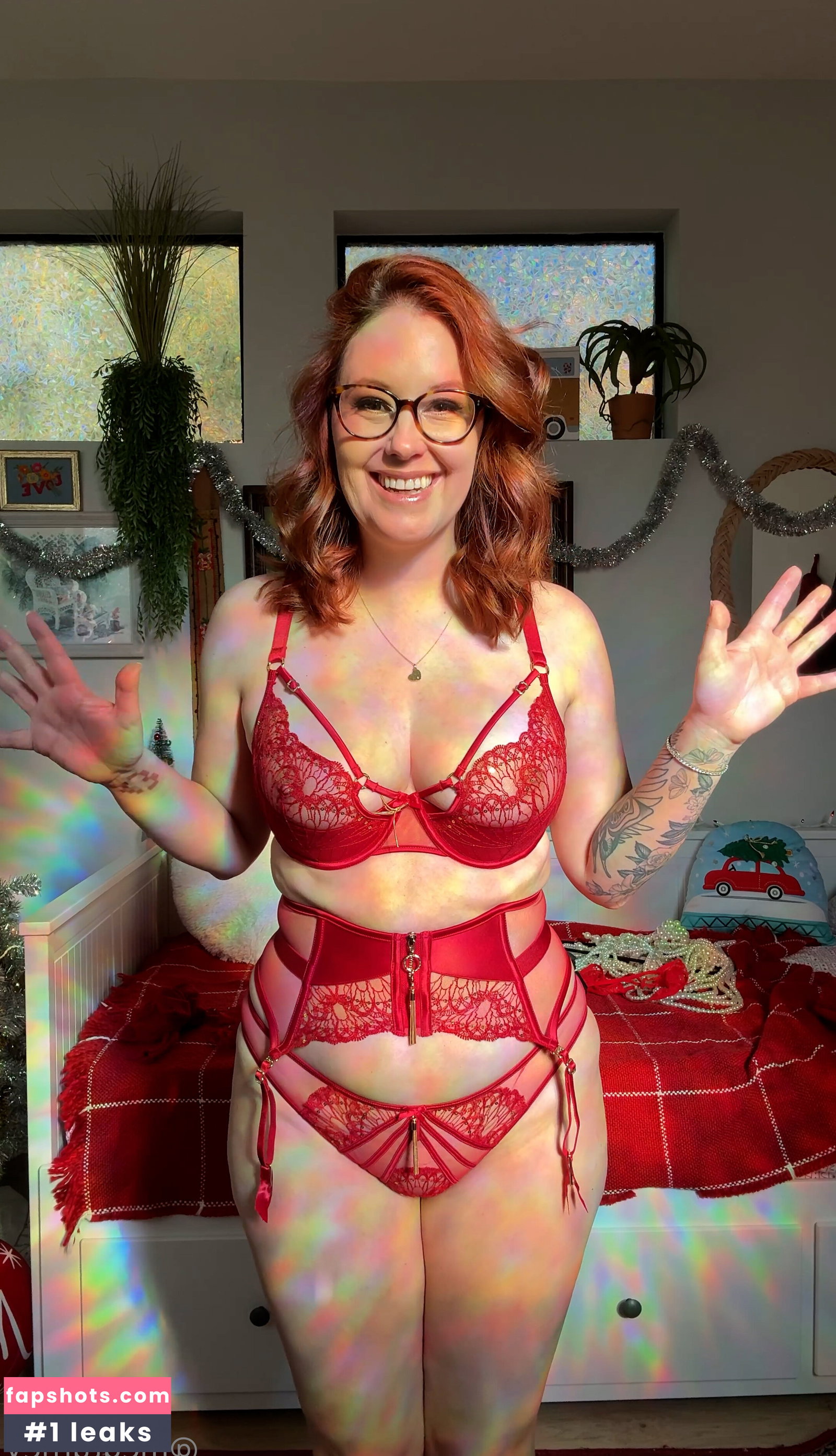Meg Turney gallery photo #1017