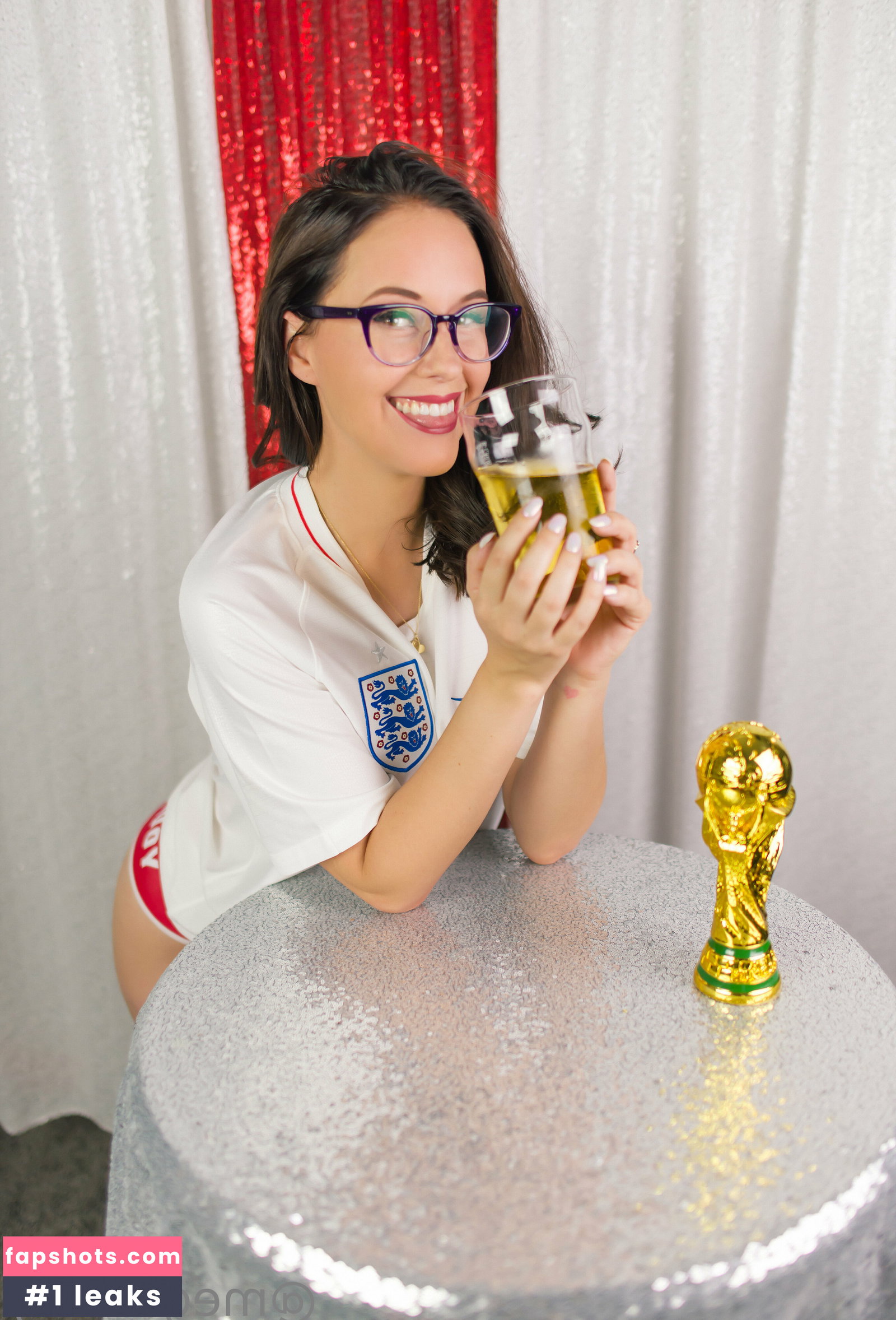 Meg Turney gallery photo #1322