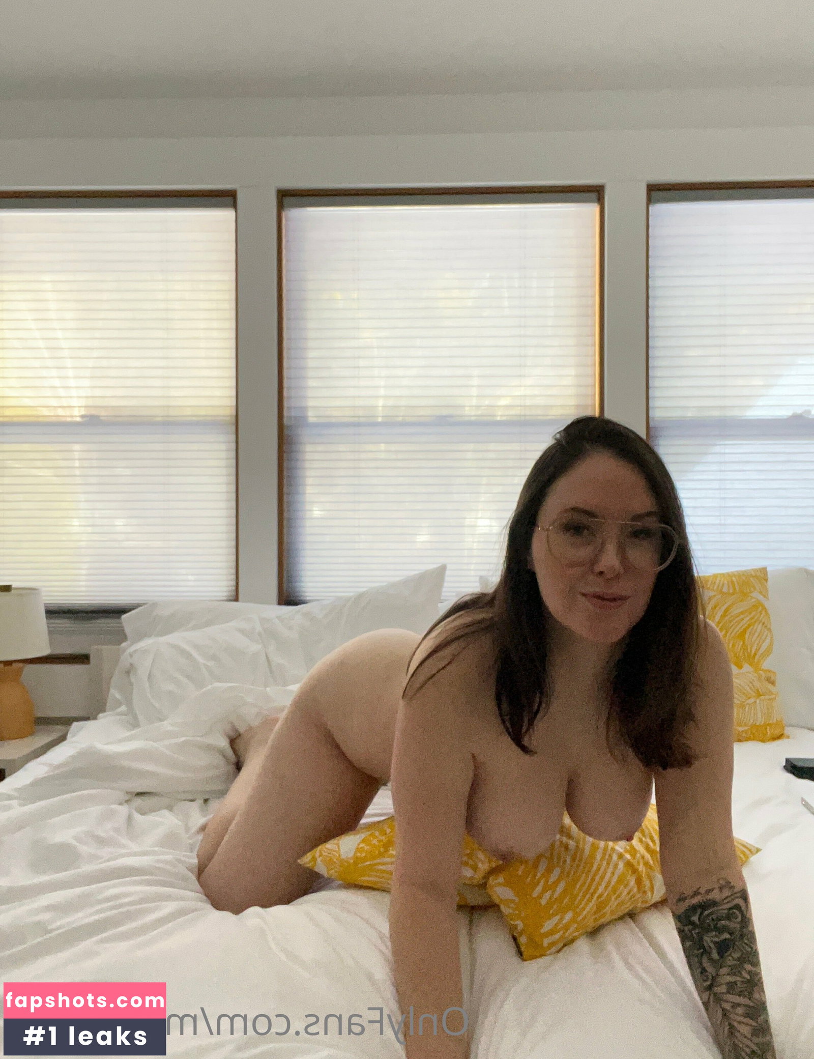 Meg Turney gallery photo #1130
