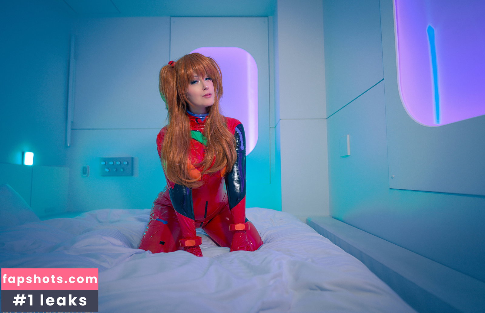 Meg Turney gallery photo #1980