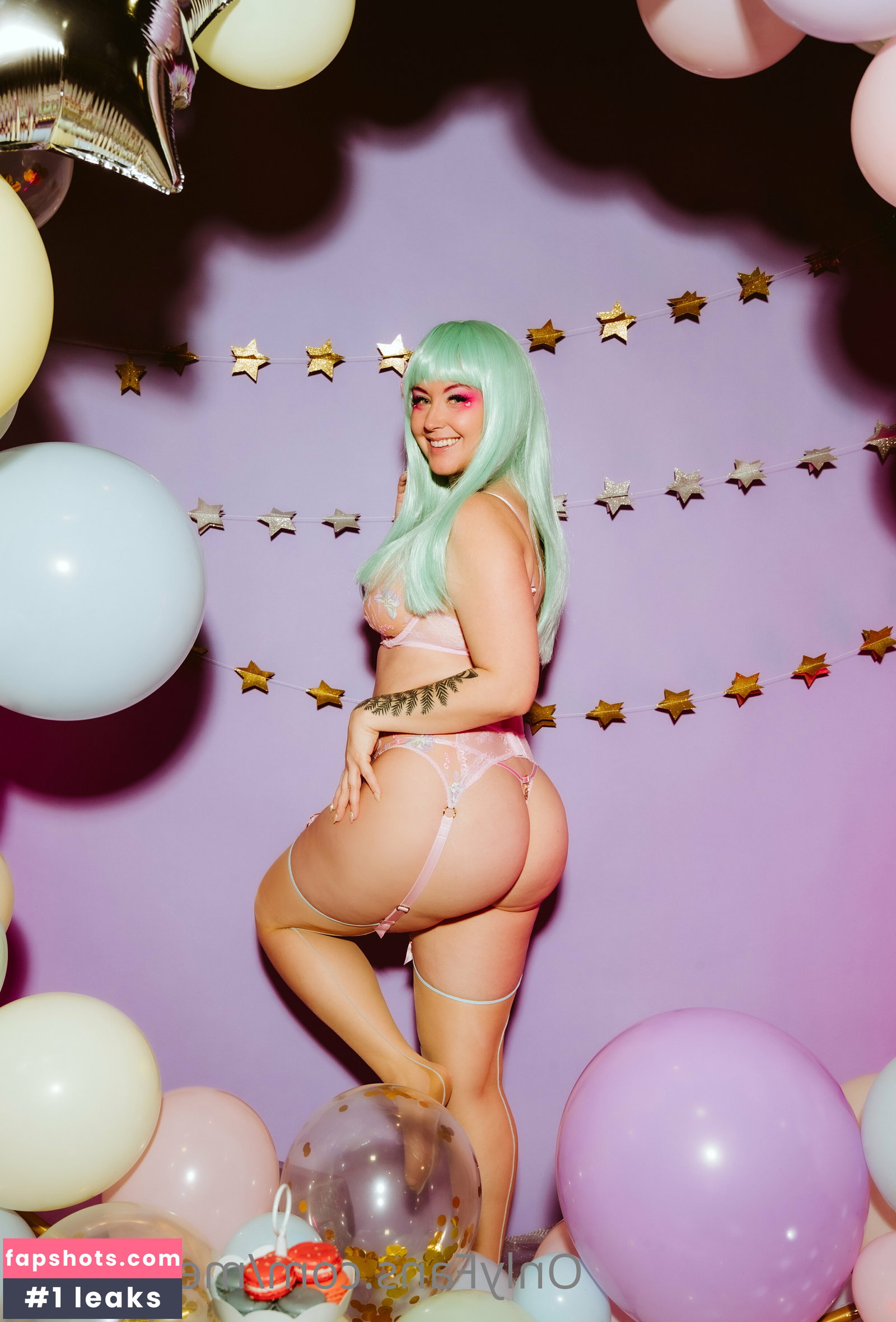 Meg Turney gallery photo #2407