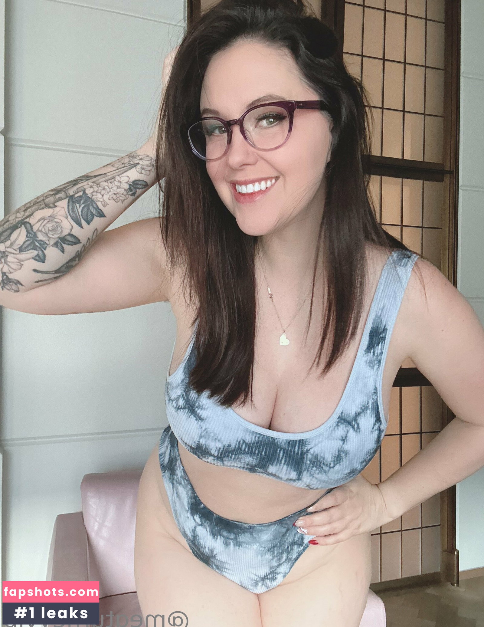 Meg Turney gallery photo #2897