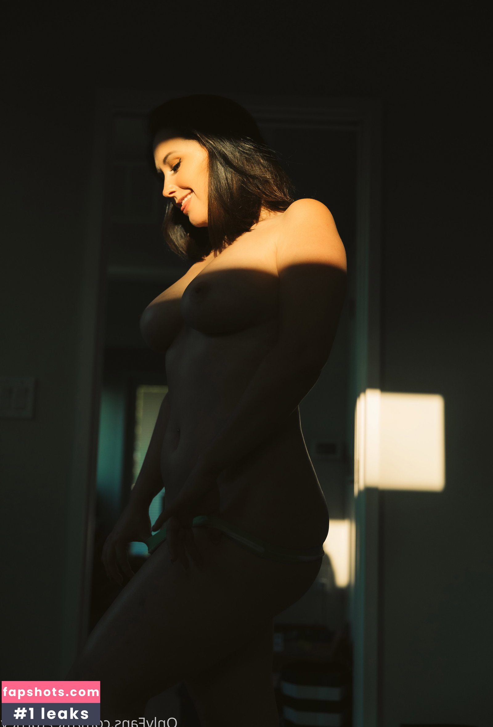 Meg Turney gallery photo #2697