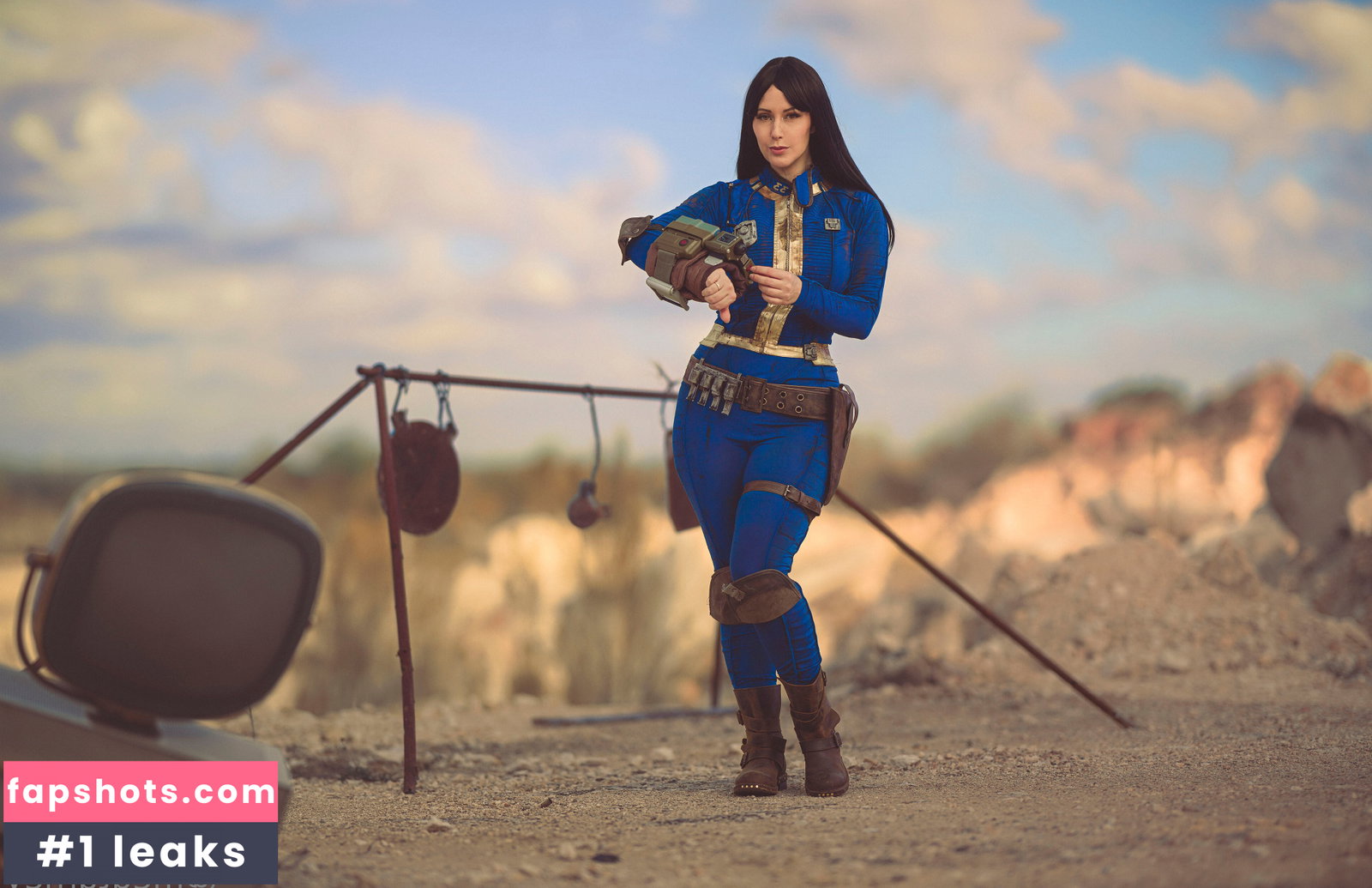 Meg Turney gallery photo #4899