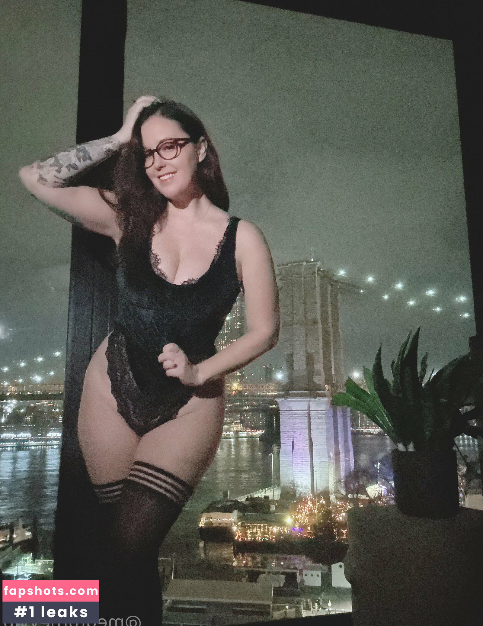 Meg Turney gallery photo #3855