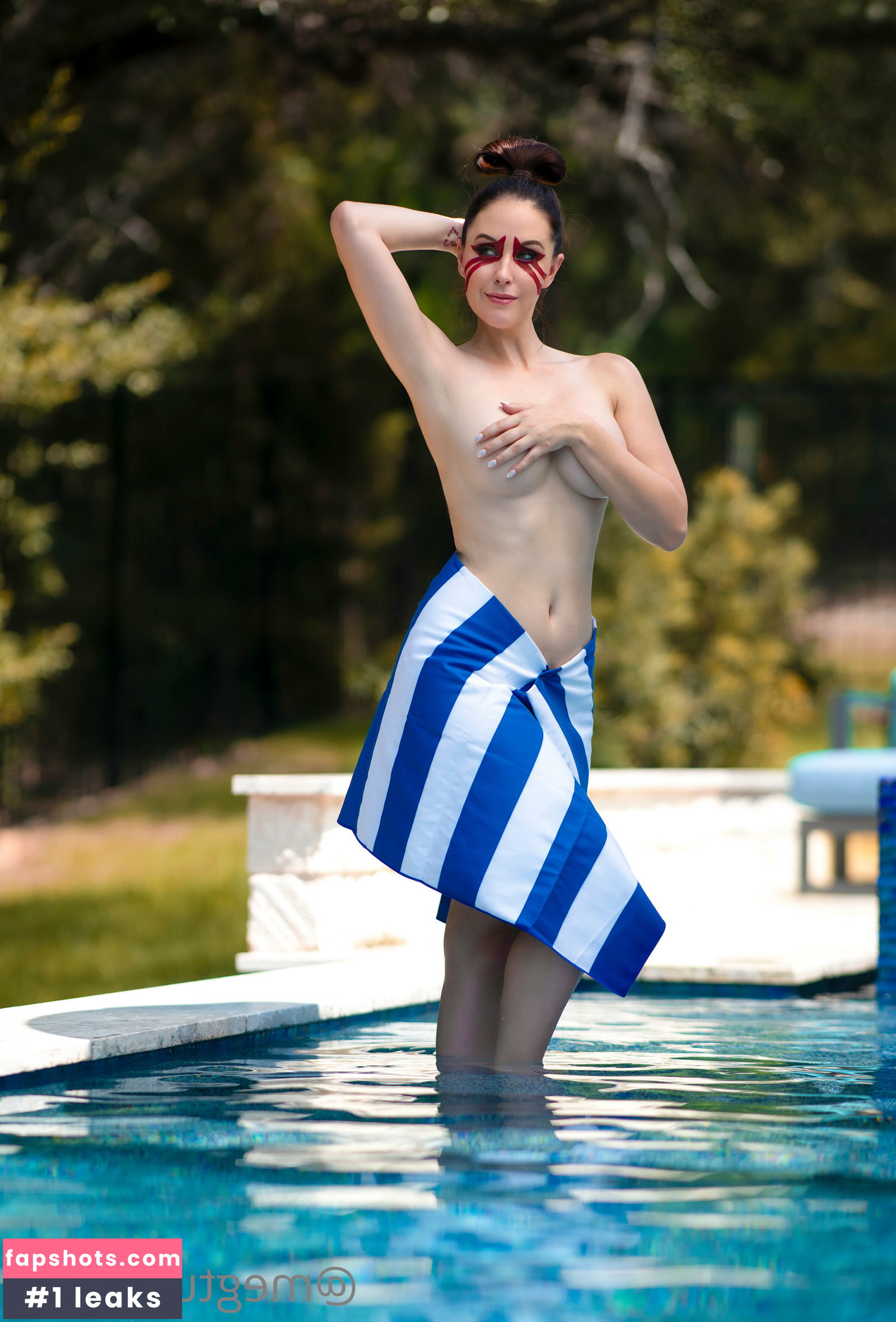Meg Turney gallery photo #4707