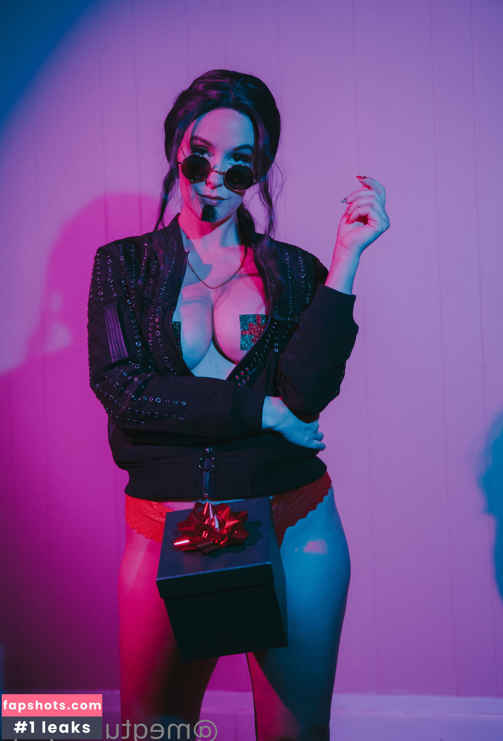 Meg Turney gallery photo #2208
