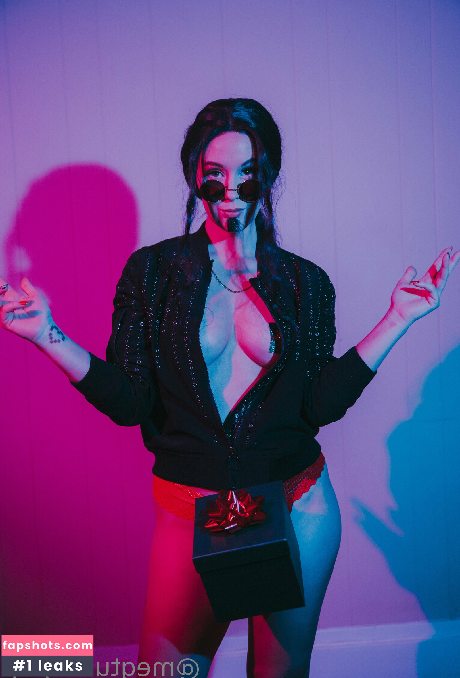 Meg Turney gallery photo #4917
