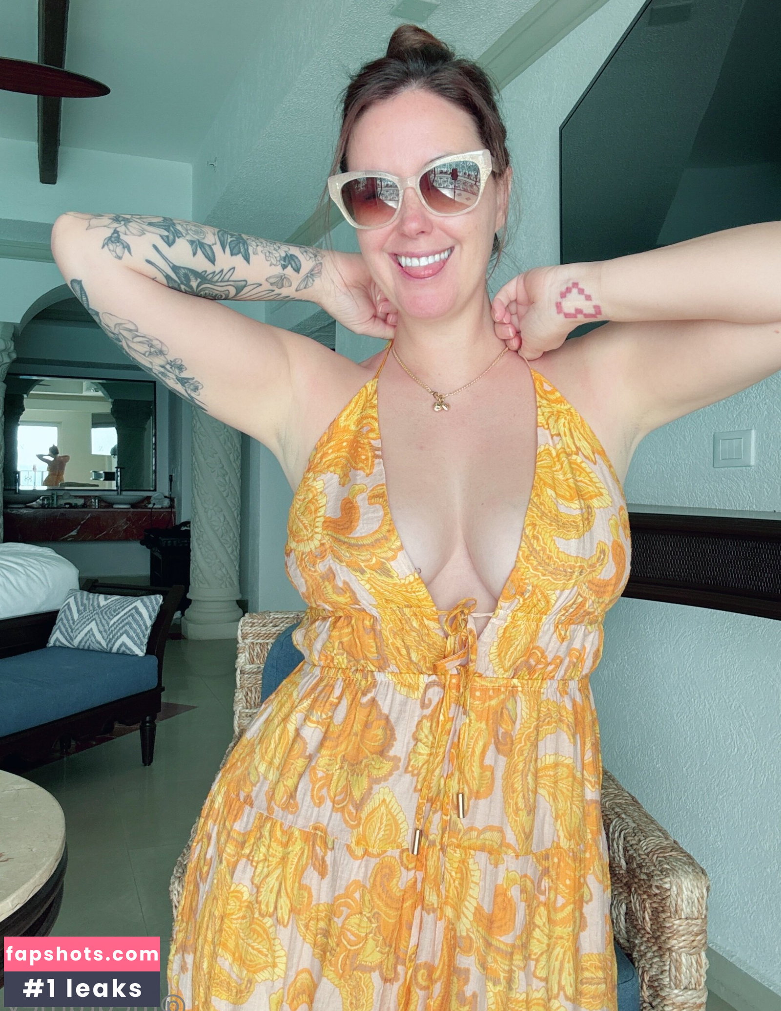 Meg Turney gallery photo #5217