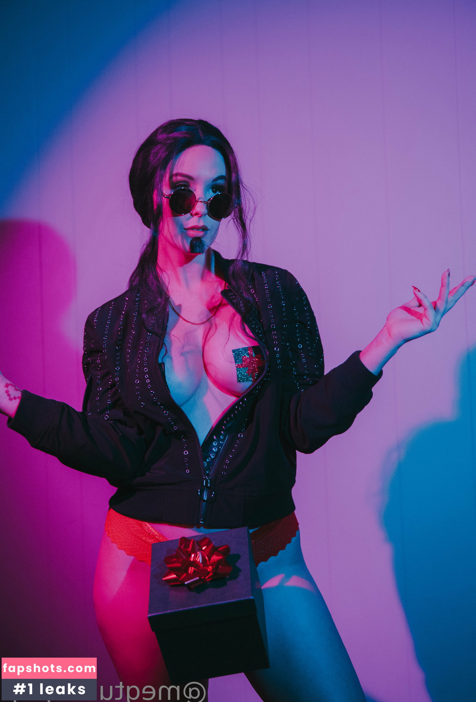Meg Turney gallery photo #2868