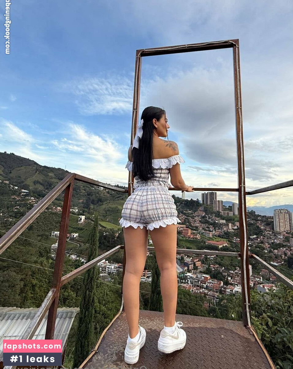 megairisxxx gallery photo #31