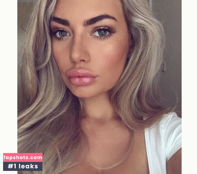 Megan Barton Hanson gallery photo #114