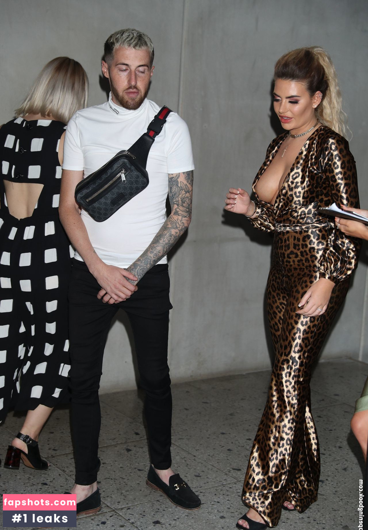 Megan Barton Hanson gallery photo #292