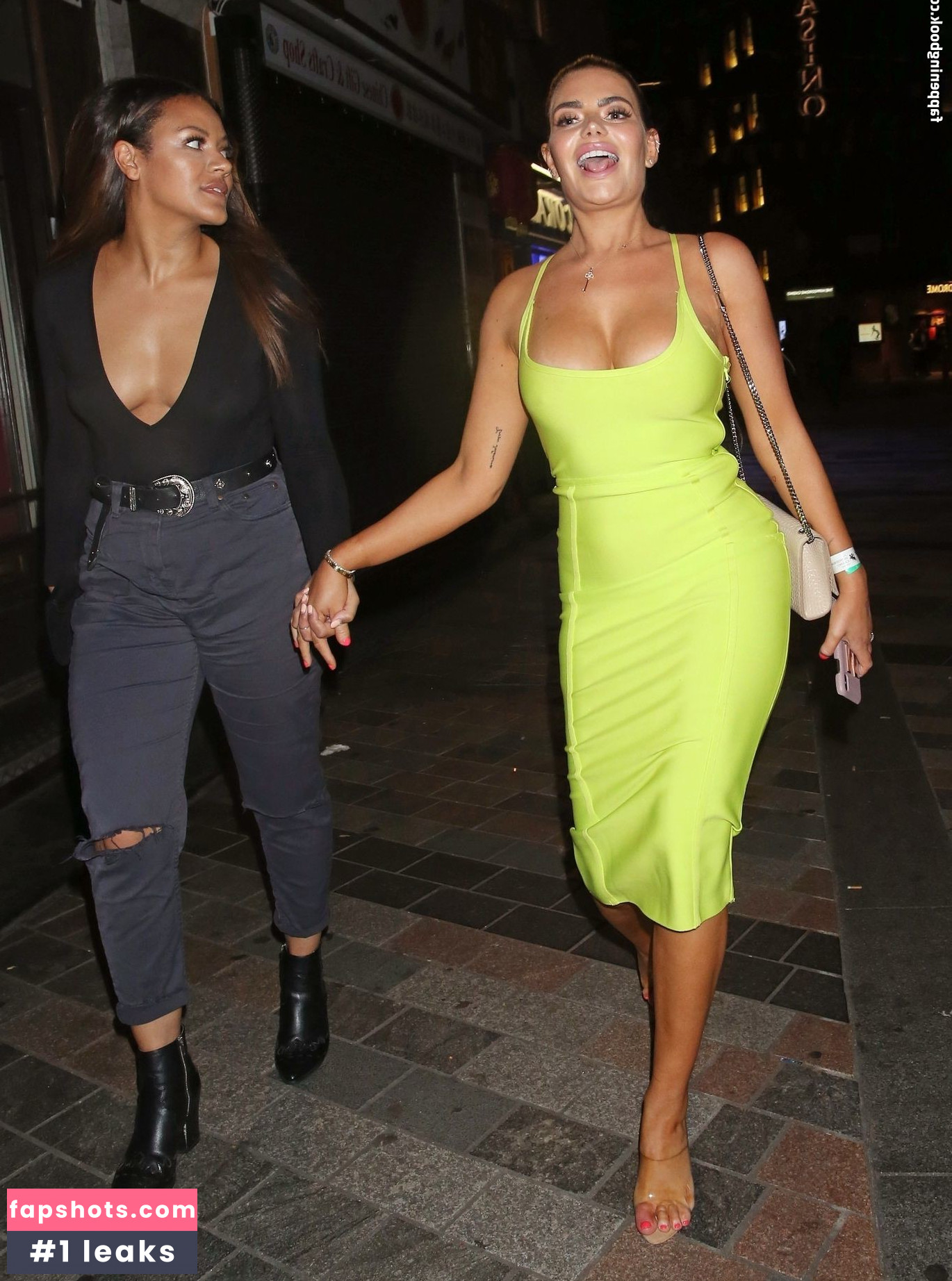 Megan Barton Hanson gallery photo #319