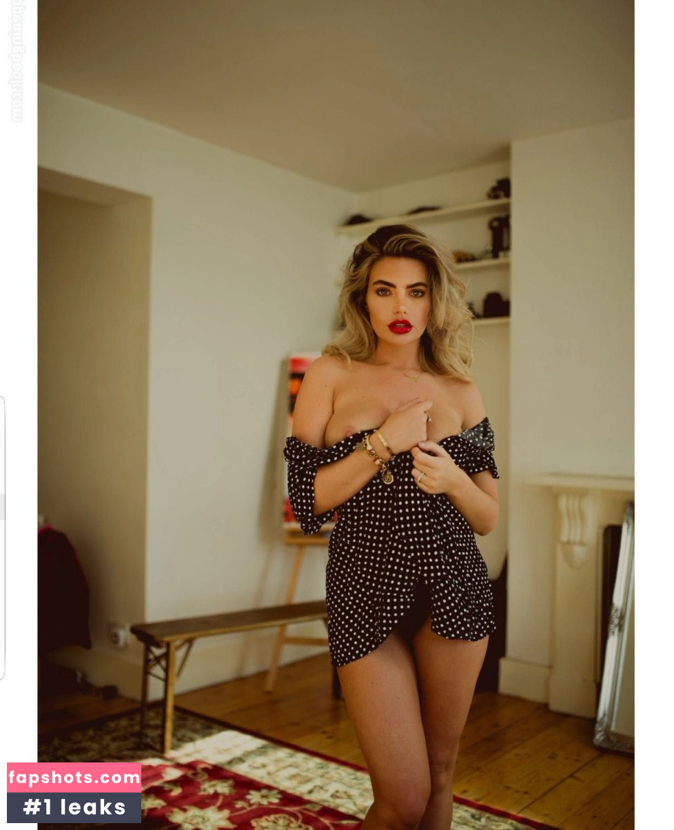 Megan Barton Hanson gallery photo #368